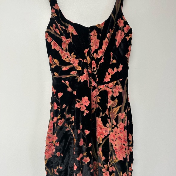 House of CB Lexi dress size small. - Picture 2 of 3